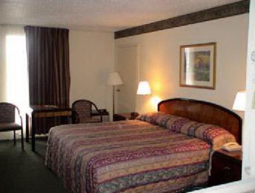 Greenway Inn & Suites Houston Chambre photo